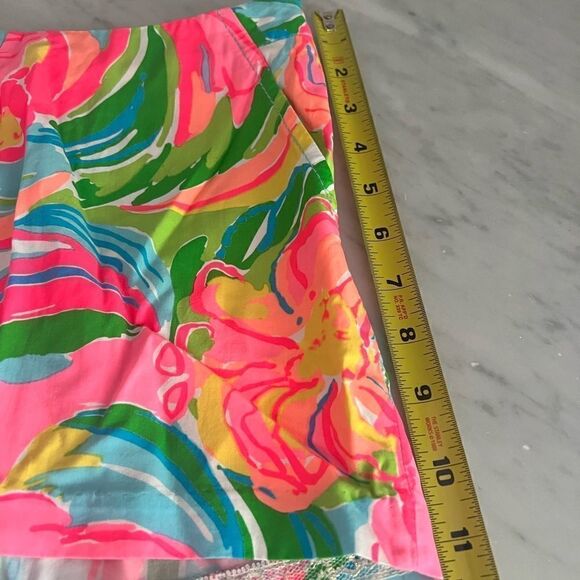 Lilly Pulitzer Size 00 Great Condition Side Zip with Inner Button Pockets - Picture 15 of 15